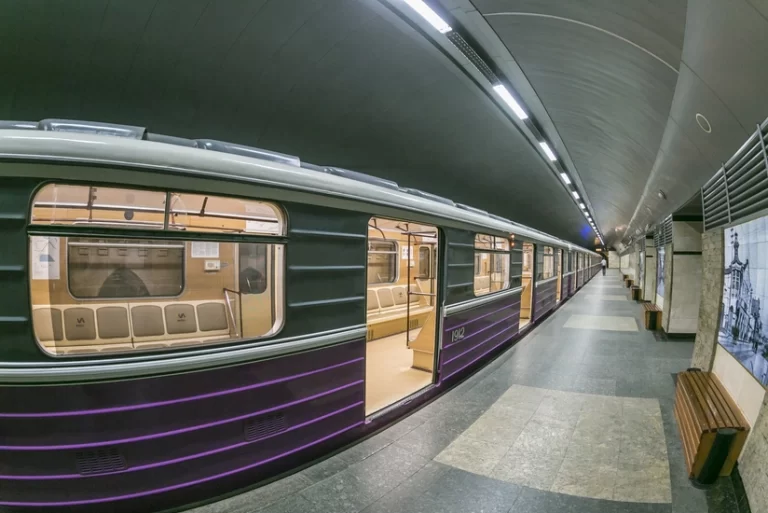 ix84LU37GbqbCF6sfKn91sE2YKqsf1jJDeY2vRkB_825