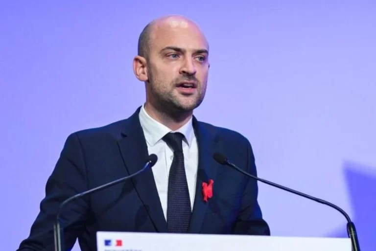 n3xgfv8ozItJVle0RdPEiBjfgsFJ6S4jO08LAuUF_825