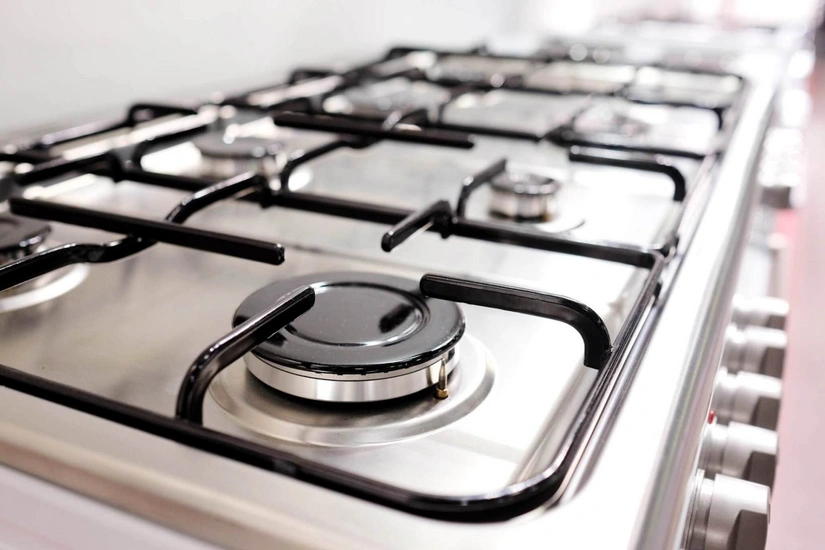 147be67b-78c3-3078-84e1-174a800911f2_825