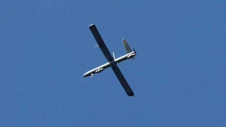 20f3d901-8ad7-3163-a931-5053f522b6ad_1200