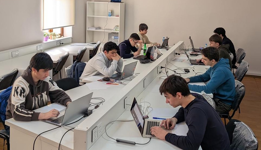 3c95b196ef180ea85d1bfe111b419b77