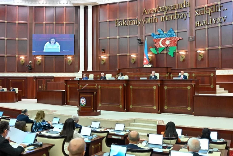 99WDtTUTSJA3PDwkIkwWzWkQgwNWrvNtSeUWWkFV_825