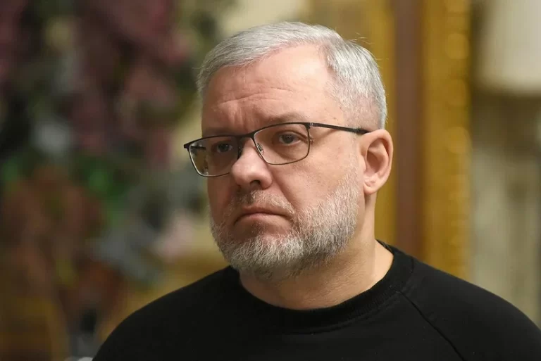 AOXSWMejFKh04Uf5ZKW7bRt8gy3DL1arWZSqZKF0_825