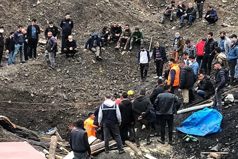 CpqIJjAydgRi1l13zmCCHNpWHnZIq9VJGR1k7lIh_825