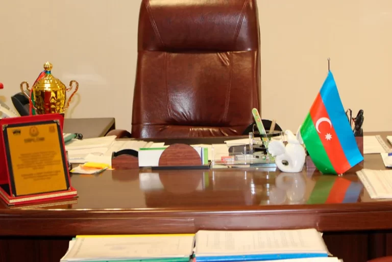 G97puUeJY14a8L64UpbXvWLXEbzCaNZvaYCUf80Q_825