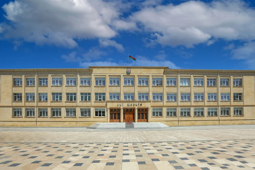 Iz7QflOWjKck8oyXtYAzgDjEcreIVcgu2PPjXZTr_825