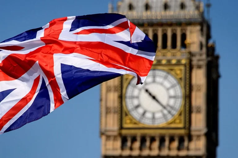 MfmAkf0vrzwxG0hgu6uGxKH40hgA51MXTsrwBGSQ_1200 (1)