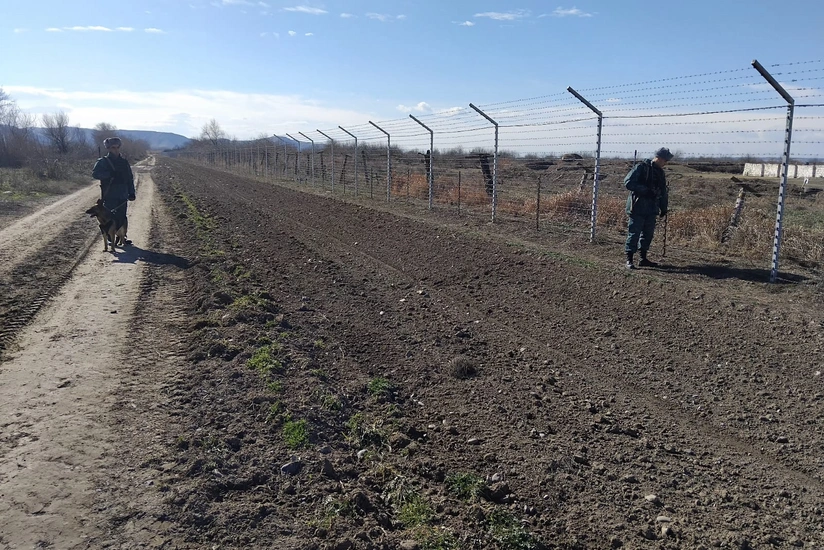 MxknUqTQLy9FpDENNkksM9jWxSU4oPyop38Jwek5_825