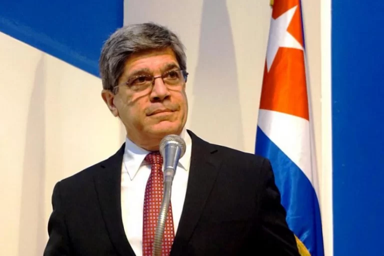 S4QKrQmh2TaGrOmwyKuTBqSmtmvz8mF4lJ4SCkVE_825