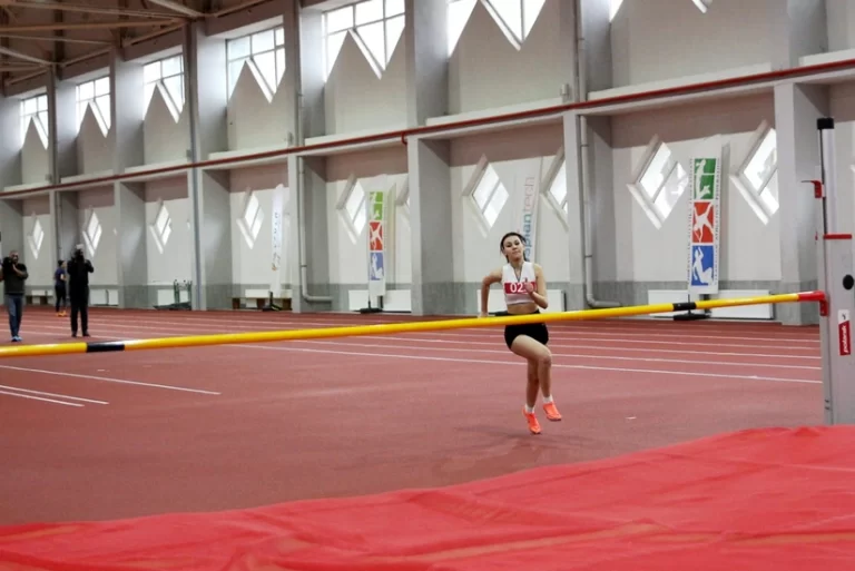 UC1YdDWc01l6Dt2JfdVYkqW2yojwx0v1o7p8A1pu_825