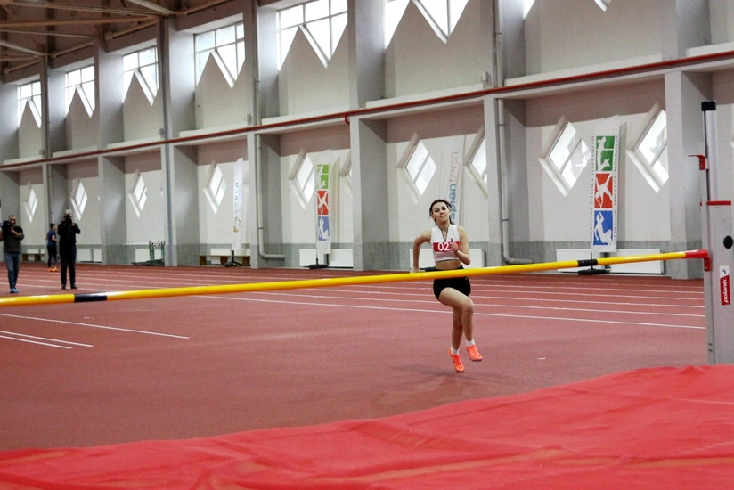 UC1YdDWc01l6Dt2JfdVYkqW2yojwx0v1o7p8A1pu_825