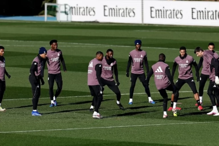 c3q7E5TXlJiheJEiXC5nYXKpY04Dn6i79v2rS63o_825