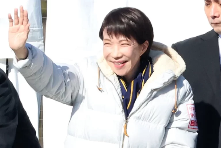 cbnPHwbxOPWIE7GafJrxyjyksjI8nZfnkbZCvBEa_825