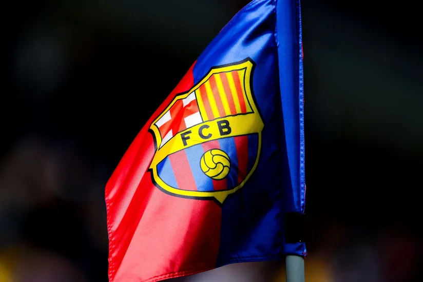 kyBiySIMSvRixqyuXBUeC39bbomR0hO5V14K39aq_825