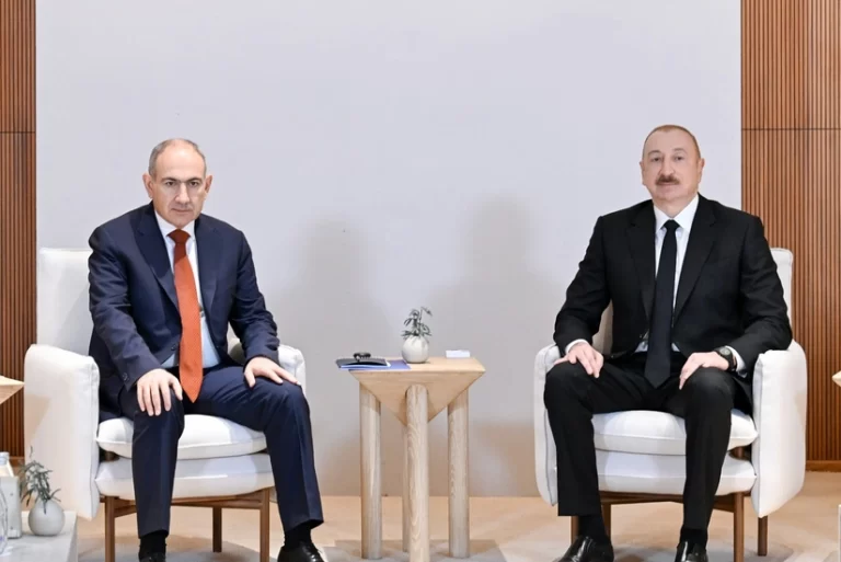 llBh0suC4dRofpSqUAT8gd0an1677SrVCi26GJFT_825