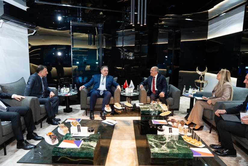 zF61722Rp9BcdCH9v2nSsHsxbeN3nymsPOOjROOQ_825 (1)