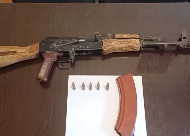 0qNeEe55S8uSrzyl5xBcFL9k0Be2Baaha5IDwnAk_1200