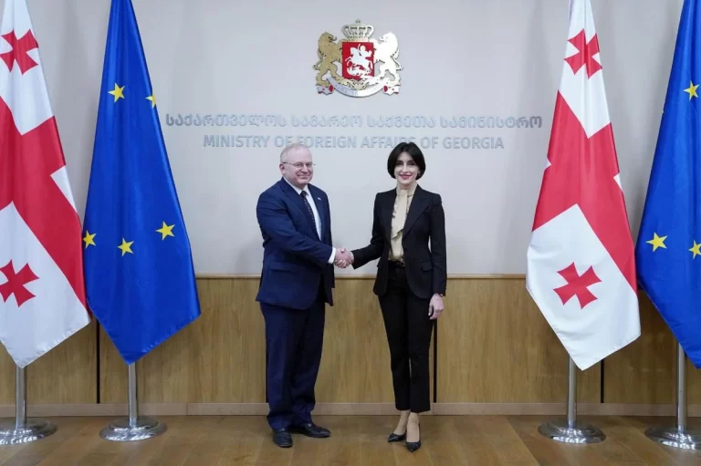 K84e1oyLGA2YSYNh8lKk95TtjnPVDUACIgVTNL2x_1200