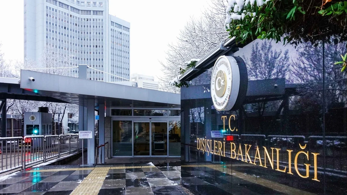 cb48bf1f-2c4c-32a2-8d0d-291cf9fb09fb_1200