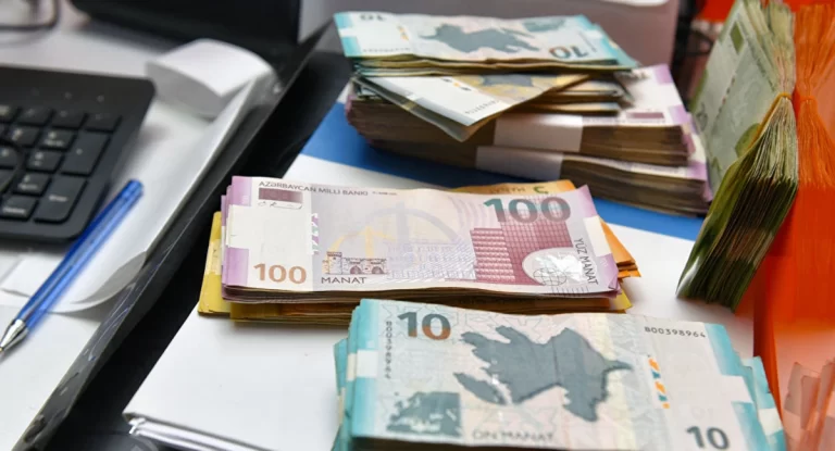 da24df8b-efac-301f-a749-25357008ea50_1200