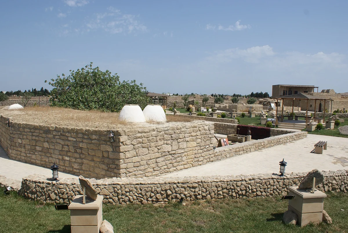 uOvHUmyL5iQI2SOuaC01tyxFGA66RzYsxrnyTUOD_1200 (1)