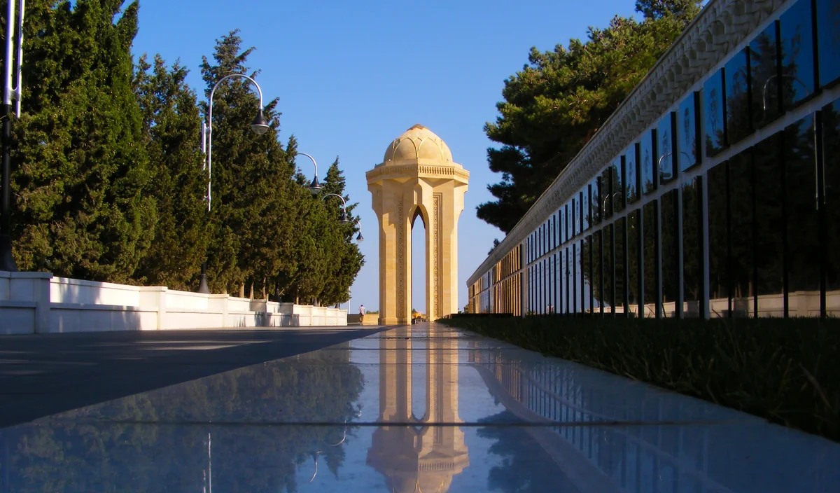 226bb865-4977-3c22-83fc-cdb9d9f15a14_1200