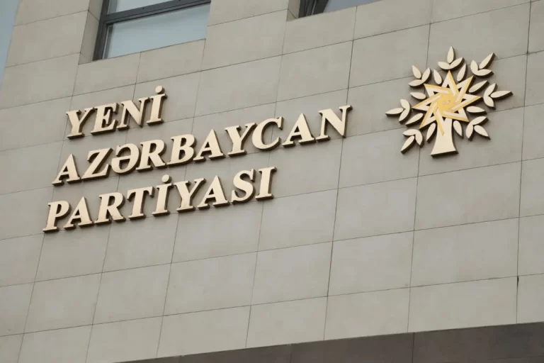 3413ef5a-5cfe-307e-8b50-a5415917d5d8_1200