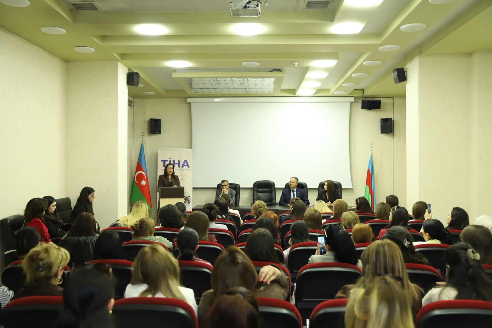 4ef4464e-9c81-45a0-a9e9-492c85e81ca2