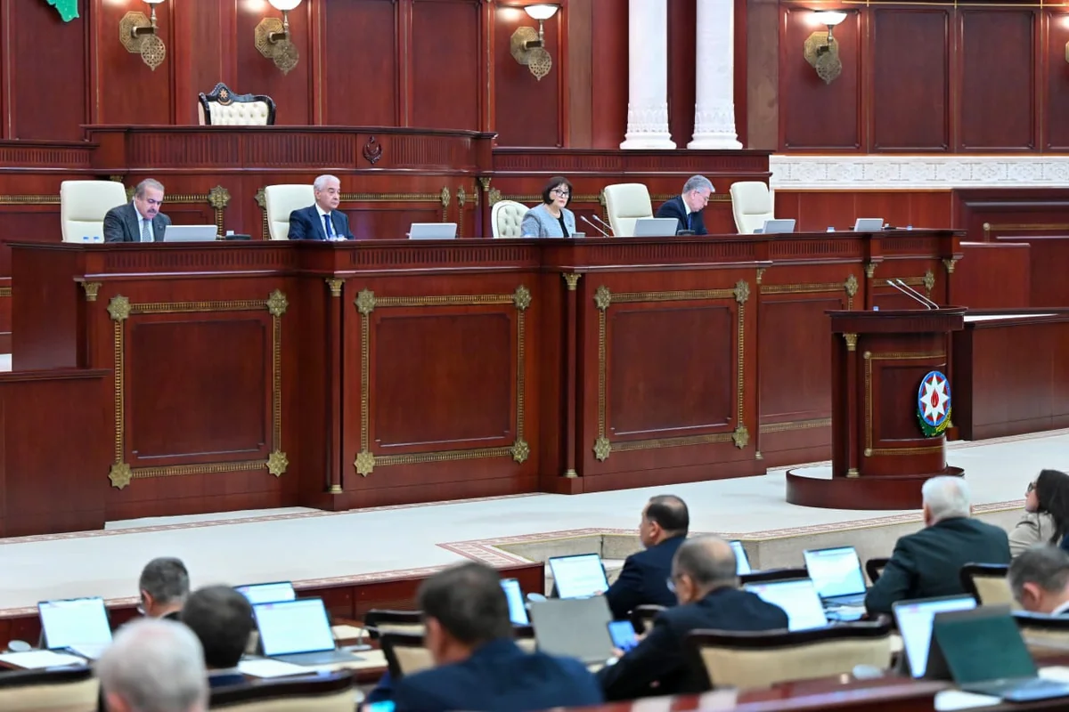 9eaf25b5-424b-3c90-9e8f-60e3e046d6b7_1200