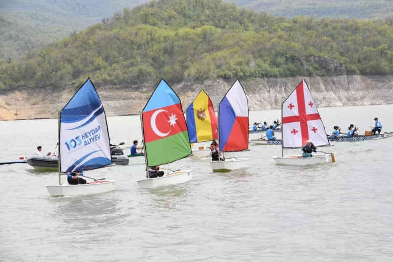 CzCvXHEN4xI8jgylaRjJp3CRTXzwoZ5JF9WddYdo_1200