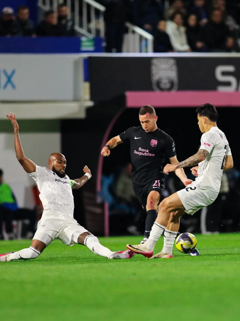 E7rZM6CJm3O4f1R2yKqdq9QXINAOdOD6Sb6n0Mni_1200 (1)