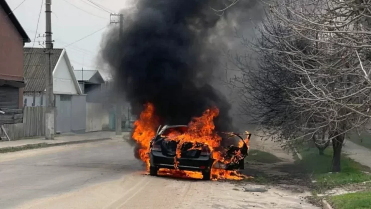 Kc1BVjGPk10GIR0CRburOsjMEUiXErNDZ6kvsVC9_1200