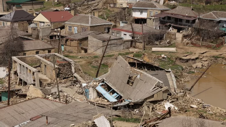 LubkohOaR8DekOaohm4UJQUJzCO7insHnSUnRRyS_1200