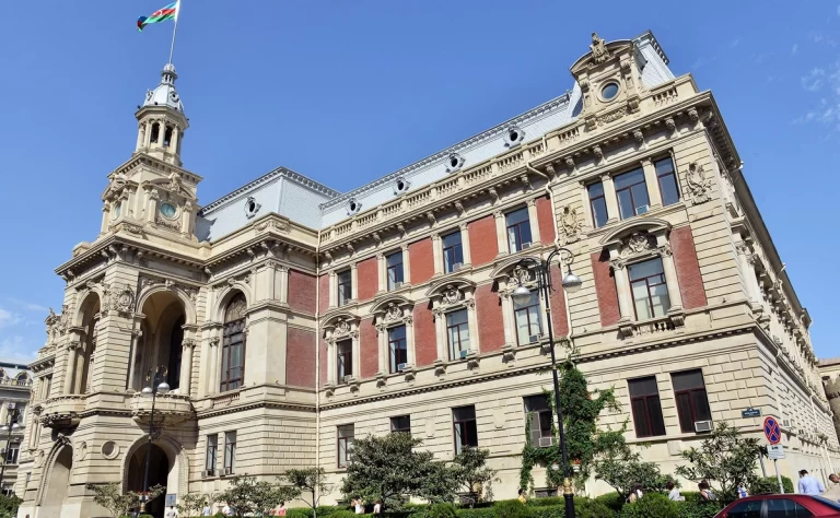 a8680838-a666-38d5-939b-56499861cac3_1200