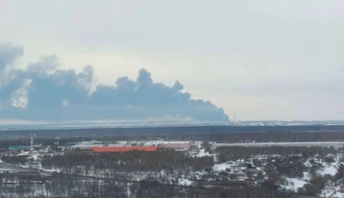 ua8KDdvMcT2RmTgyZ1egrWYq3MscaGkkKaXdCxE1_1200