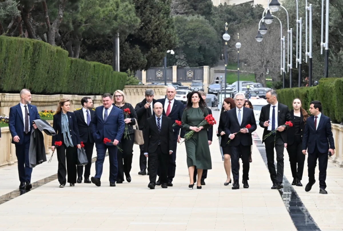 vGB5R9Tze2sk6zU2ey4Bo4BFwa1OfwYQE81xLvZb_1200