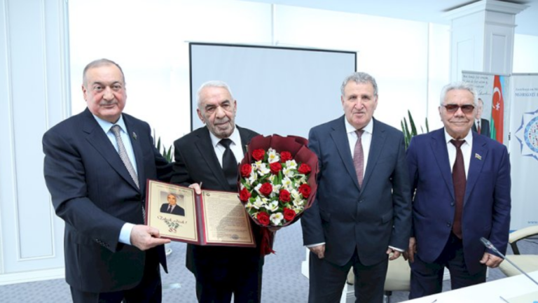 Снимок экрана 2026-04-18 235348