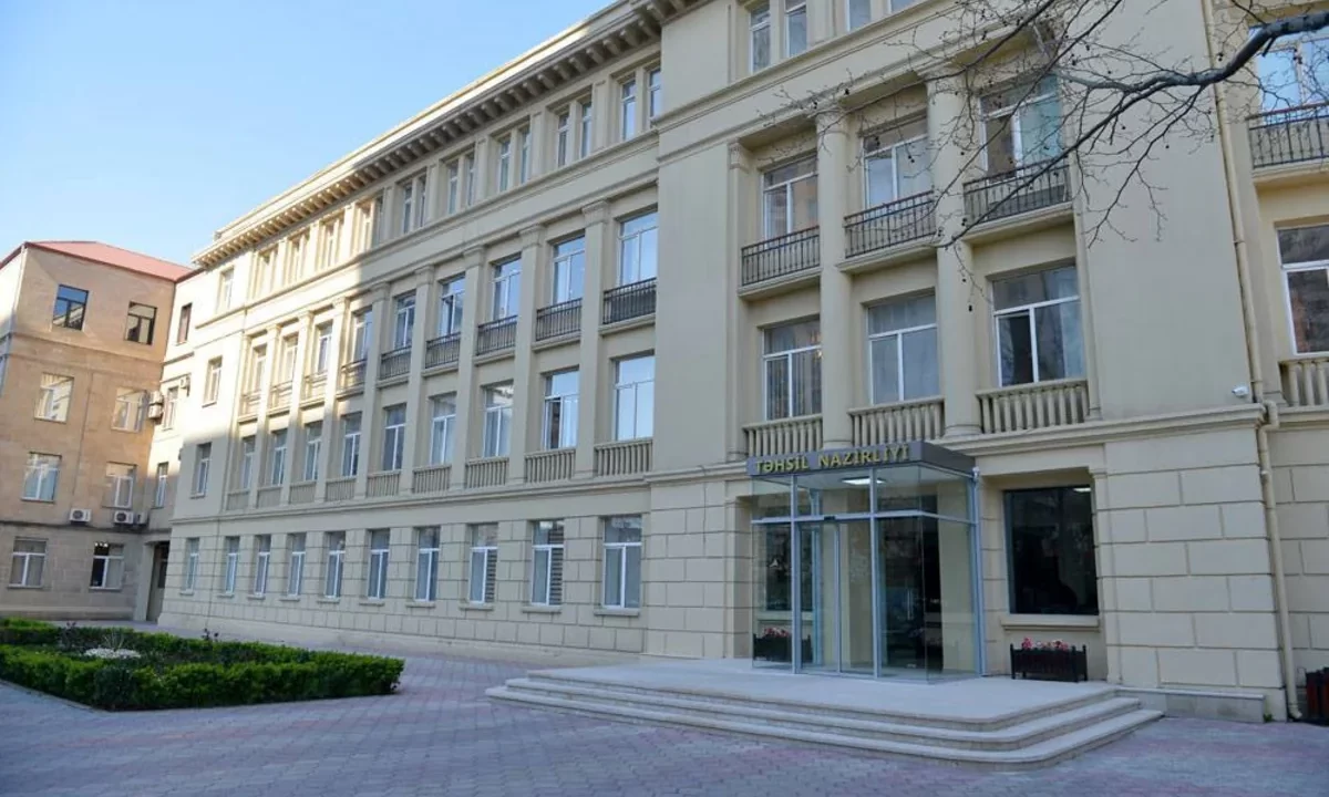 Elm və Təhsil Nazirliyi: İranlı nazirin açıqlaması Azərbaycanın daxili işlərinə müdaxilə cəhdidir