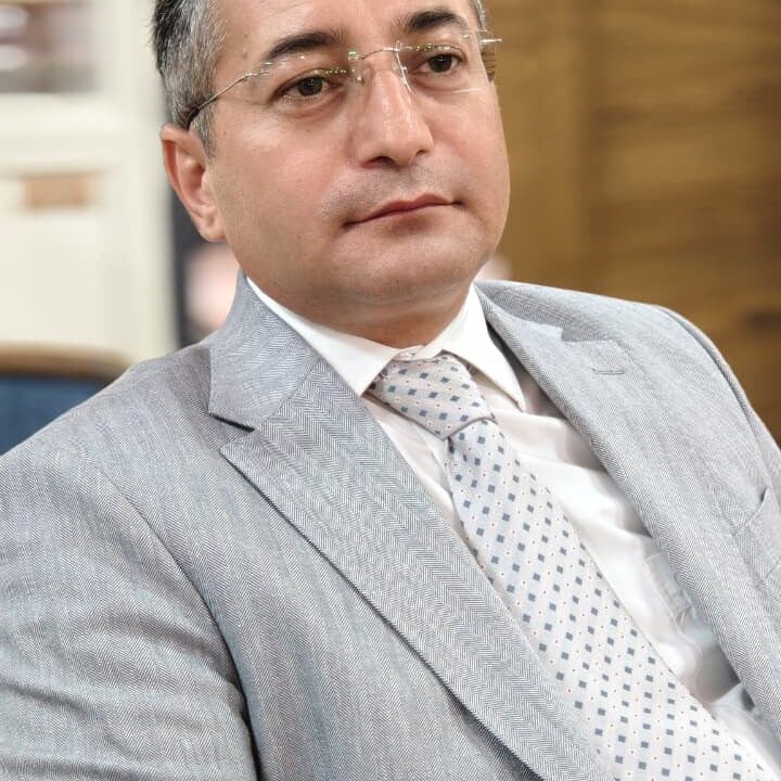 Məktəbin qapısından başlayan mübahisə: Hədəf uşaqlar, yoxsa Azərbaycan-Türkiyə qardaşlığı?